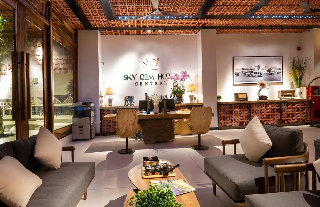 Sky Gem Central Hotel-1